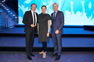 h-brs-absolventenfeier_2018cnathan-dreessen.de-101.jpg (DE)