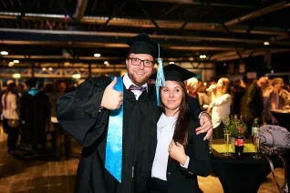 h-brs-absolventenfeier_2018cnathan-dreessen.de-288.jpg (DE)