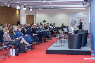 hafm_konferenz_in_berlin_20160928_foto_m._schoenfelder_hafm_50.jpg (DE)