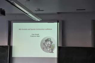 kinderuni_rhb_forensik_23.02.18_1.jpg (DE)