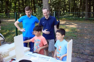 Kinderspielzeug-fuer-Fluechtlinge_FBEMT_20160719_Foto-Flessing_img_7611.jpg (DE)