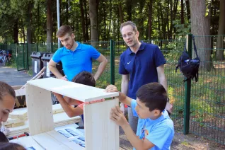 Kinderspielzeug-fuer-Fluechtlinge_FBEMT_20160719_Foto-Flessing_img_7616.jpg (DE)