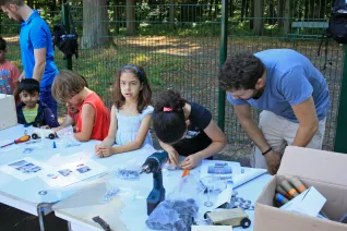 Kinderspielzeug-fuer-Fluechtlinge_FBEMT_20160719_Foto-Flessing_img_7638.jpg (DE)