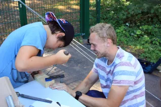 Kinderspielzeug-fuer-Fluechtlinge_FBEMT_20160719_Foto-Flessing_img_7651.jpg (DE)