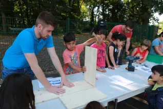 Kinderspielzeug-fuer-Fluechtlinge_FBEMT_20160719_Foto-Reith_img_8077.jpg (DE)