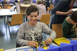 kinderuni-lego-mai-2014_51.jpg (DE)