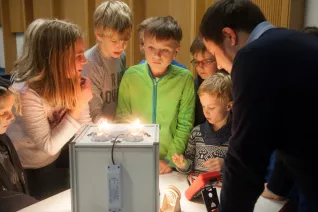 kinderuni-photovoltaik_72_eva_tritschler_20161124_4047.jpg (DE)