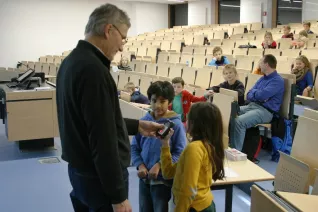 kinderuni_04-12-2014_korol_foto_c._pesch_img_0203.jpg (DE)