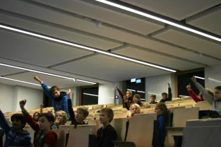 kinderuni_04-12-2014_korol_foto_c._pesch_img_0223.jpg (DE)