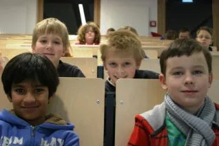 kinderuni_04-12-2014_korol_foto_c._pesch_img_0250.jpg (DE)