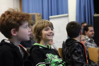 kinderuni_computergrafik_erleben_hinkenjann_ivc_sta_20151112_foto_j._kuestenmacher_img_892412.jpg (DE)