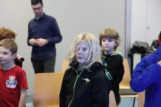 kinderuni_computergrafik_erleben_hinkenjann_ivc_sta_20151112_foto_j._kuestenmacher_img_892418.jpg (DE)