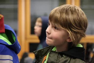 kinderuni_computergrafik_erleben_hinkenjann_ivc_sta_20151112_foto_j._kuestenmacher_img_892429.jpg (DE)