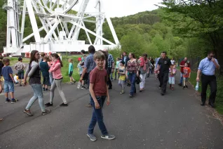 kinderuni_effelsberg_20160512_foto_e._tritschler_img_0419.jpg (DE)