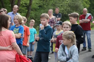 kinderuni_effelsberg_20160512_foto_e._tritschler_img_0423.jpg (DE)