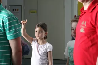 kinderuni_effelsberg_20160512_foto_e._tritschler_img_0458.jpg (DE)