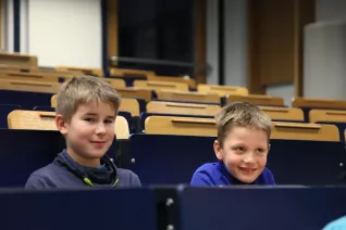 kinderuni_good_vibrations_gross_sta_20181129_foto_juri_kuestenmacher_04.jpg (DE)