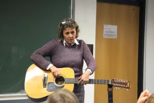 kinderuni_good_vibrations_gross_sta_20181129_foto_juri_kuestenmacher_21.jpg (DE)