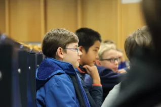 kinderuni_good_vibrations_gross_sta_20181129_foto_juri_kuestenmacher_27.jpg (DE)