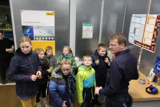 kinderuni_good_vibrations_gross_sta_20181129_foto_juri_kuestenmacher_52.jpg (DE)