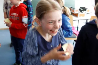 kinderuni_kopfschuetteln_rhb_20180426_foto_c._pesch_09.jpg (DE)