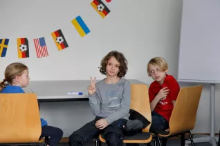 kinderuni_kopfschuetteln_rhb_20180426_foto_c._pesch_29.jpg (DE)