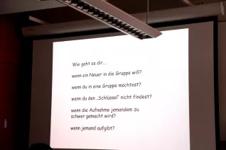 kinderuni_kopfschuetteln_rhb_20180426_foto_c._pesch_33.jpg (DE)