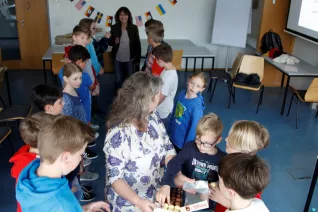 kinderuni_kopfschuetteln_rhb_20180426_foto_c._pesch_43.jpg (DE)