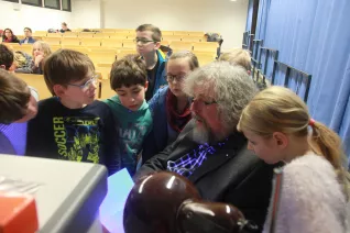 kinderuni_licht_norbert_jung_sta_20170126_foto_e._tritschler_img_5040.jpg (DE)