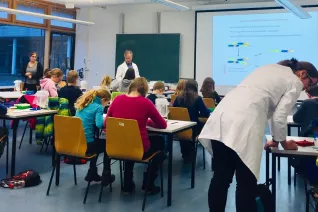 kinderuni_rhb_zahlen_jaeger_20190221_foto_c._pesch_01.jpg (DE)