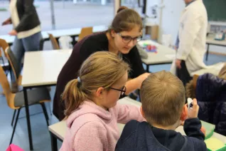 kinderuni_rhb_zahlen_jaeger_20190221_foto_c._pesch_28.jpg (DE)