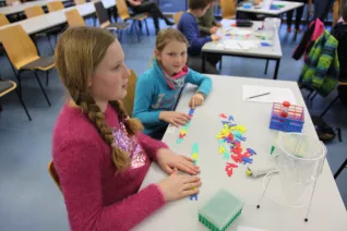 kinderuni_rhb_zahlen_jaeger_20190221_foto_c._pesch_62.jpg (DE)