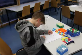 kinderuni_rhb_zahlen_jaeger_20190221_foto_c._pesch_63.jpg (DE)