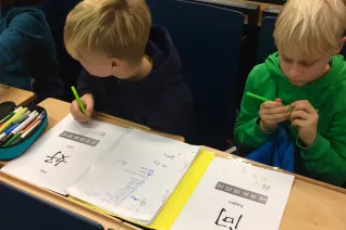 kinderuni_sta_chinesisch_23.11.17_1.jpg (DE)