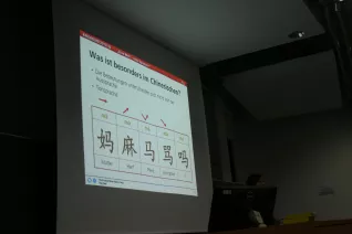 kinderuni_sta_chinesisch_23.11.17_12.jpg (DE)