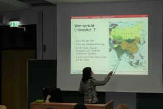 kinderuni_sta_chinesisch_23.11.17_8.jpg (DE)