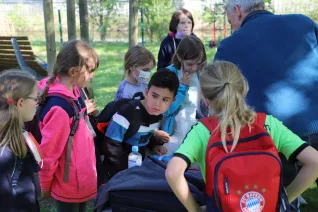 kinderuni_sta_gaertnern_umweltschutz_20220428_foto_juri_kuestenmacher_028.jpg (DE)