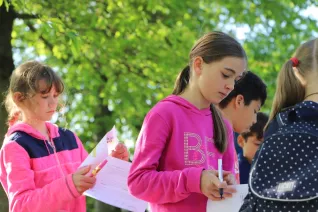 kinderuni_sta_gaertnern_umweltschutz_20220428_foto_juri_kuestenmacher_058.jpg (DE)