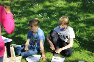kinderuni_sta_gaertnern_umweltschutz_20220428_foto_juri_kuestenmacher_069.jpg (DE)