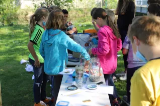 kinderuni_sta_gaertnern_umweltschutz_20220428_foto_juri_kuestenmacher_095.jpg (DE)
