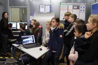 kinderuni_sta_good_vibrations_iris_gross_st_20191128_foto_caro_pesch_50.jpg (DE)