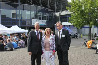 15-jahrfeier-an-der-hochschule-bonn-rhein-sieg_11.jpg (DE)