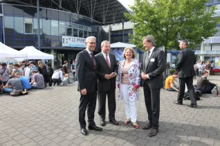 15-jahrfeier-an-der-hochschule-bonn-rhein-sieg_15.jpg (DE)