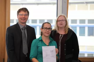 2017-11-22_herpers-rainer_hess-sarahaurora_promostipendiatin_vp_geissler-margit_foto_tritschler_1560_0.jpg (DE)