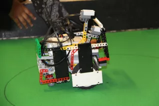 20190224_fbinf_robocupjunior_mlh033_0.jpg