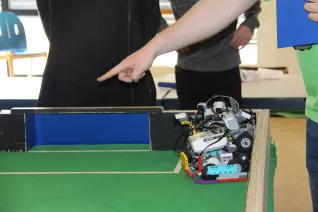 20190224_fbinf_robocupjunior_mlh061_0.jpg