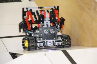 20190224_fbinf_robocupjunior_mlh090.jpg