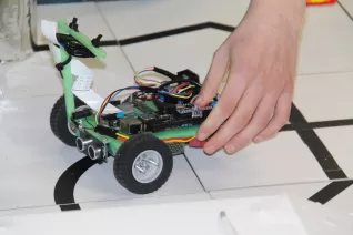 20190224_fbinf_robocupjunior_mlh115.jpg