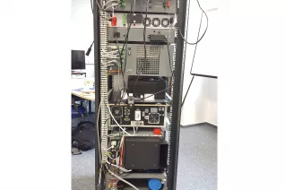 Wasserstoff-Rack Rückansicht (DE)