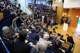 20_jahre_h-brs_festakt_audimax_20150619_foto_c._adolph_036.jpg(DE)